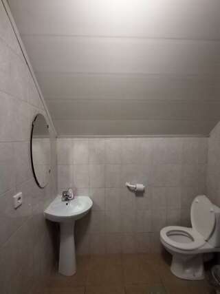 Гостевой дом Морозовские бани Новосибирск Стандартный трехместный номер-4